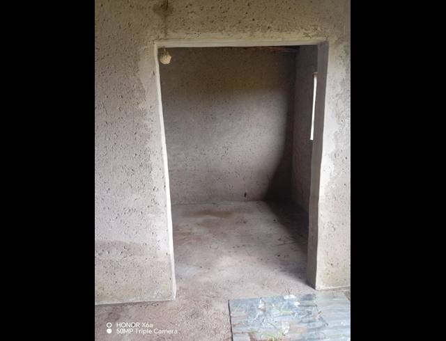 2 BEDROOM HOUSE FOR SALE IN VYEBOOM
